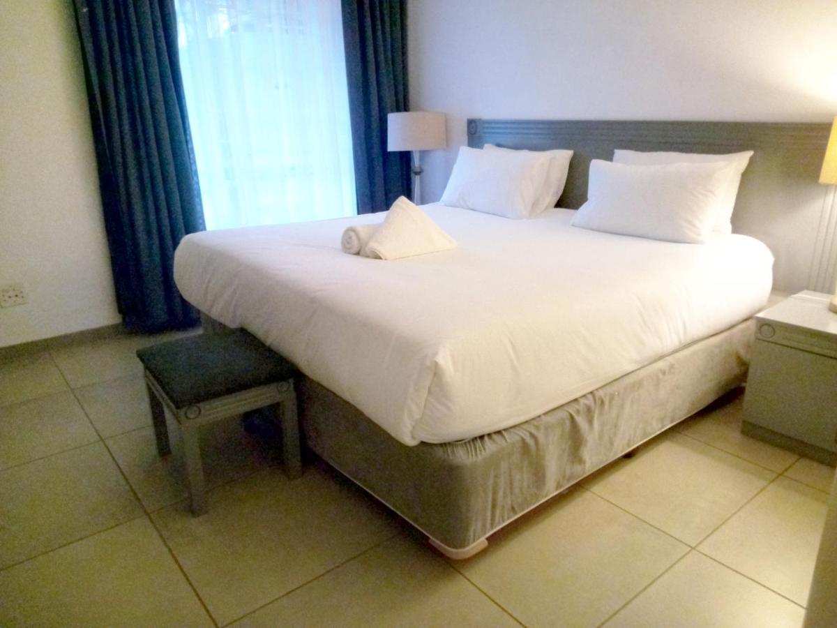 The Jack Rose Hotel, Rosebank, Gautrain โจฮันเนสเบิร์ก ภายนอก รูปภาพ