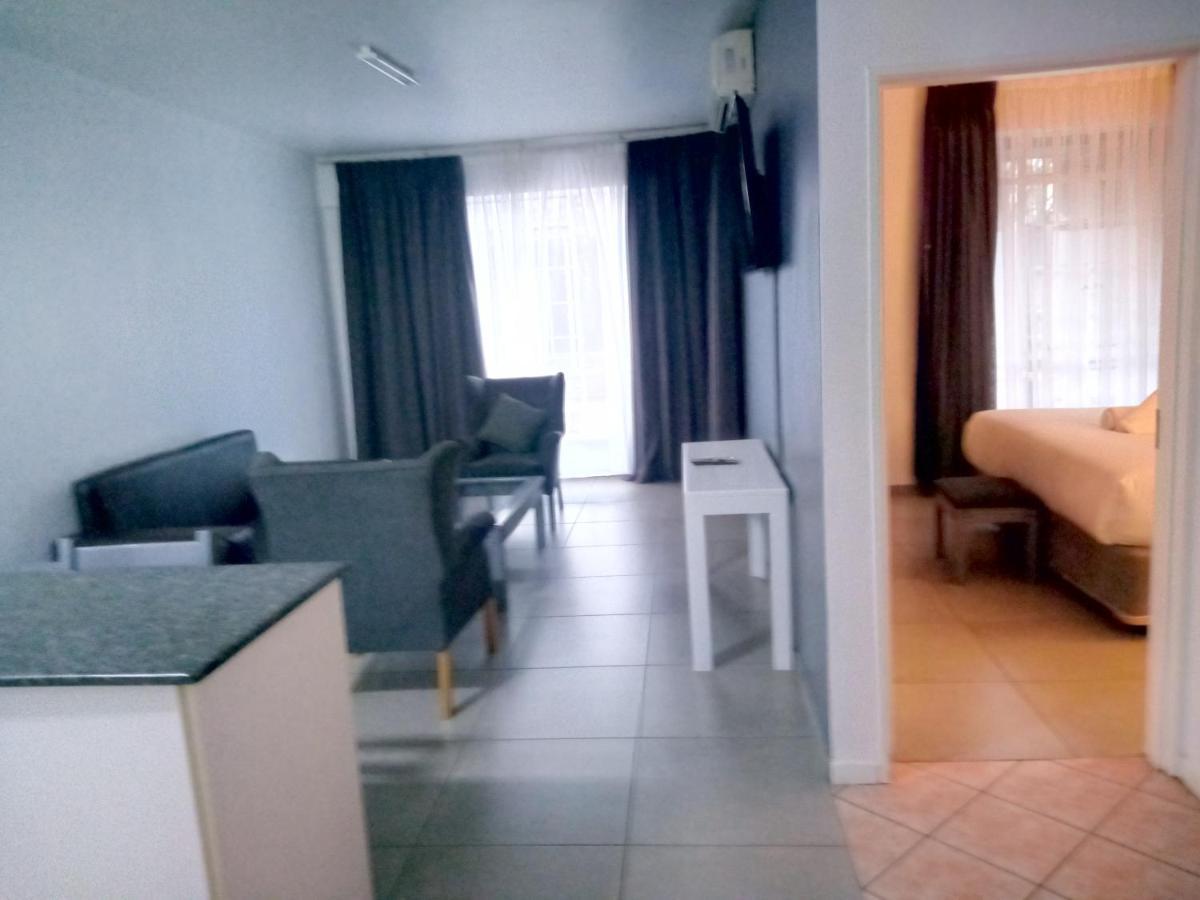 The Jack Rose Hotel, Rosebank, Gautrain โจฮันเนสเบิร์ก ภายนอก รูปภาพ